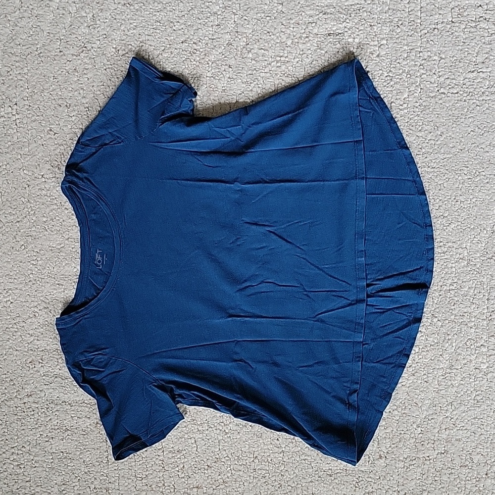 Ann Taylor LOFT T-Shirt
